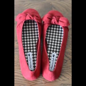 Red dress flat shoes